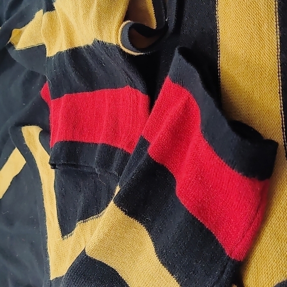 Chaps -women's color block cardigan sweater  Size: See measurements - Picture 4 of 4